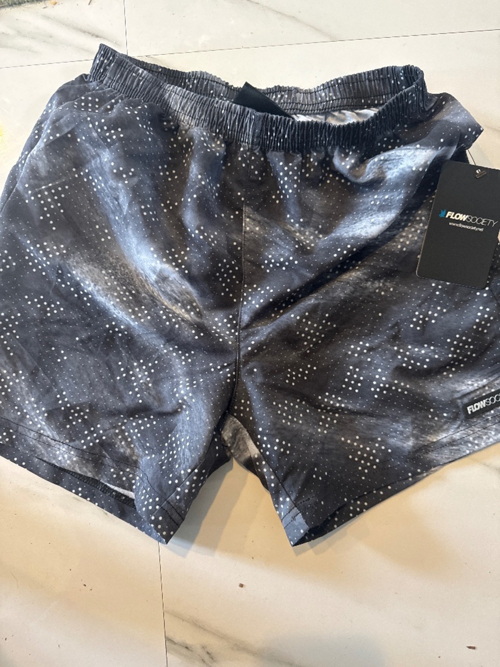 Flow society shorts